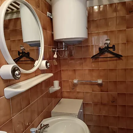 Mono-selene Apartment